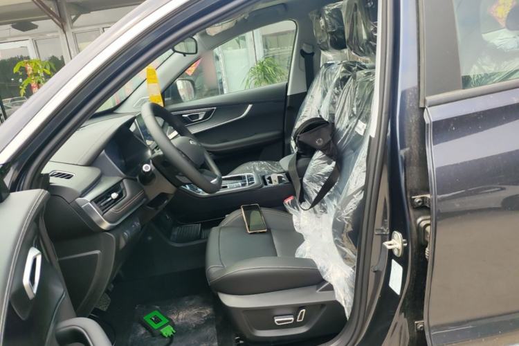 Used Chery Tiggo 8 2025 Excellence Edition 230 TCI Automatic Luxury Version 5 Seats Left Front Seat