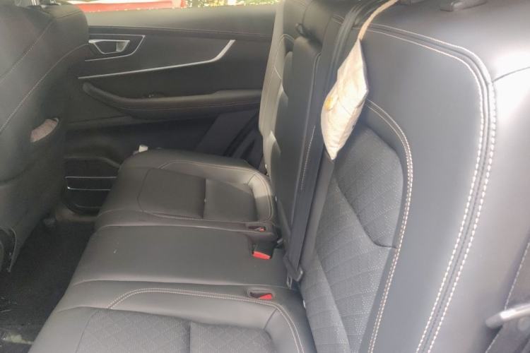 Used Chery Tiggo 8 2025 Excellence Version 230 TCI Manual Comfort Edition 5 Seats Left Rear Seat
