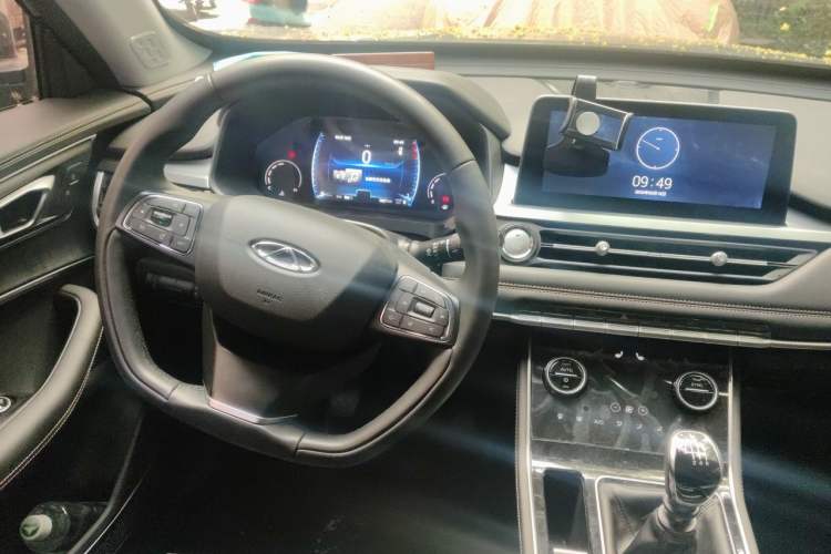 Used Chery Tiggo 8 2025 Excellence Version 230 TCI Manual Comfort Edition 5 Seats Steering Wheel