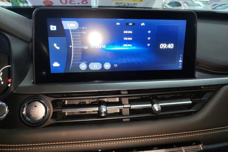 Used Chery Tiggo 8 2025 Excellence Edition 230 TCI Automatic Luxury Version 5 Seats Audio And AC Panel