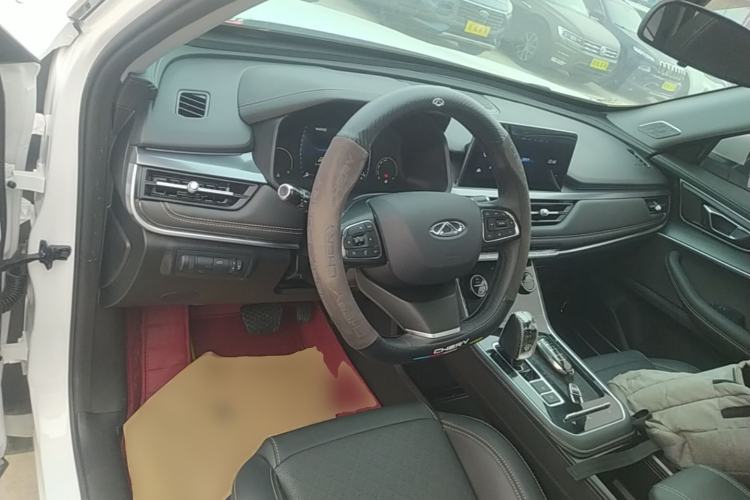 Used Chery Tiggo 8 2025 Excellence Edition 230 TCI Automatic Luxury Version 5 Seats Center Console