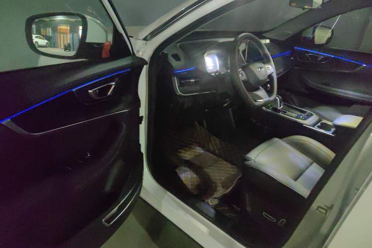 Used Chery Tiggo 8 2025 Excellence Edition 230 TCI Automatic Luxury Version 5 Seats Driver Seat