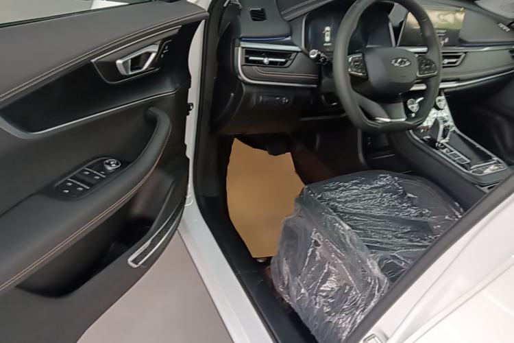 Used Chery Tiggo 8 2025 Excellence Edition 230 TCI Automatic Luxury Version 5 Seats Driver Seat