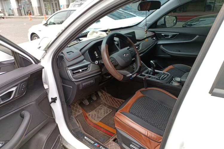 Used Chery Tiggo 8 2025 Excellence Edition 230 TCI Manual Comfort Version 7 Seats Driver Seat