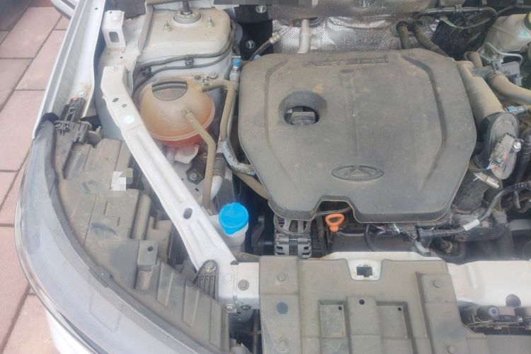 Used Chery Tiggo 8 2025 Excellence Version 230 TCI Manual Comfort Edition 5 Seats Engine Bay Right