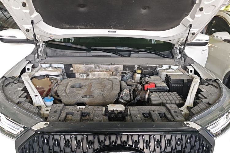 Used Chery Tiggo 8 2025 Excellence Version 230 TCI Automatic Luxury Edition 7 Seats Engine Bay