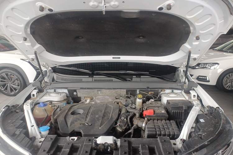Used Chery Tiggo 8 2025 Excellence Edition 230 TCI Automatic Luxury Version 5 Seats Engine Bay