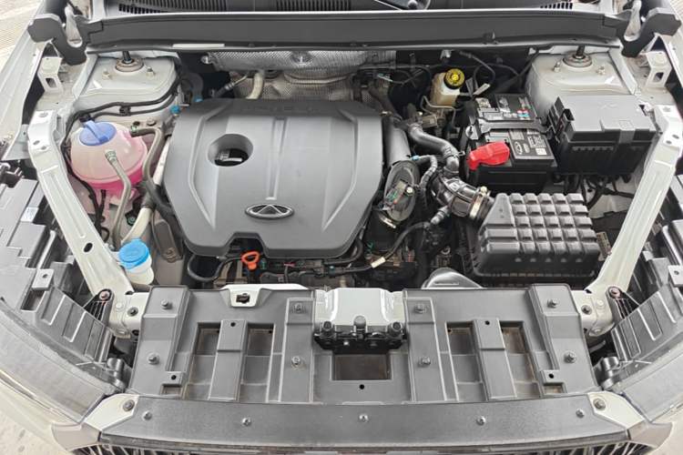 Used Chery Tiggo 8 2025 Excellence Version 230 TCI Automatic Luxury Edition 7 Seats Engine Bay