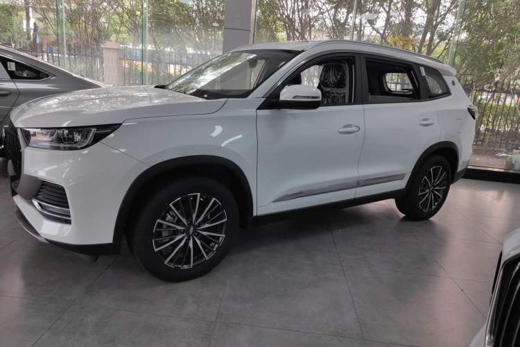 Used Chery Tiggo 8 2025 Excellence Edition 230 TCI Automatic Luxury Version 5 Seats Exterior 1
