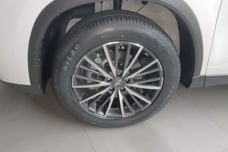 Used Chery Tiggo 8 2025 Excellence Edition 230 TCI Automatic Luxury Version 5 Seats Exterior 4