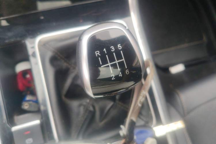 Used Chery Tiggo 8 2025 Excellence Version 230 TCI Manual Comfort Edition 5 Seats Gear Lever