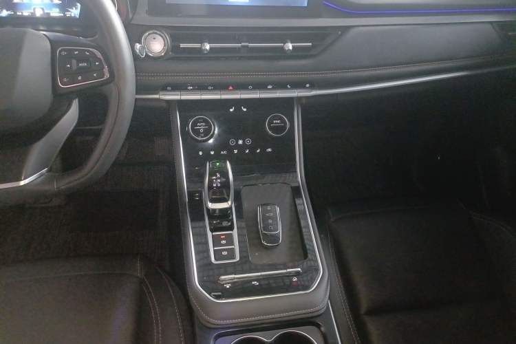 Used Chery Tiggo 8 2025 Excellence Edition 230 TCI Automatic Luxury Version 5 Seats Gear Lever