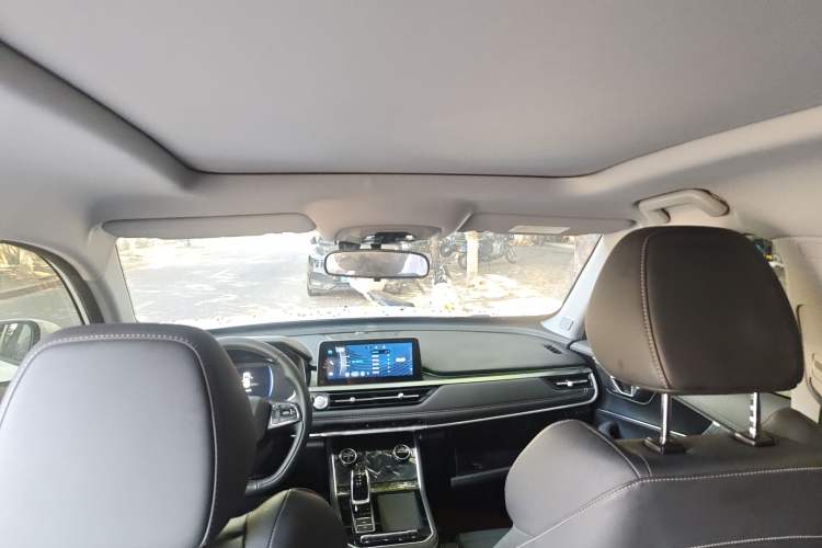 Used Chery Tiggo 8 2025 Excellence Version 230 TCI Automatic Luxury Edition 7 Seats Headliner