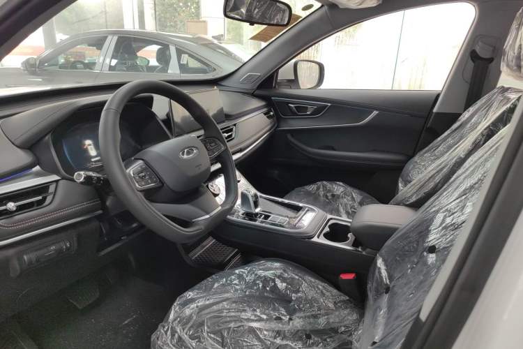Used Chery Tiggo 8 2025 Excellence Edition 230 TCI Automatic Luxury Version 5 Seats Interior 1