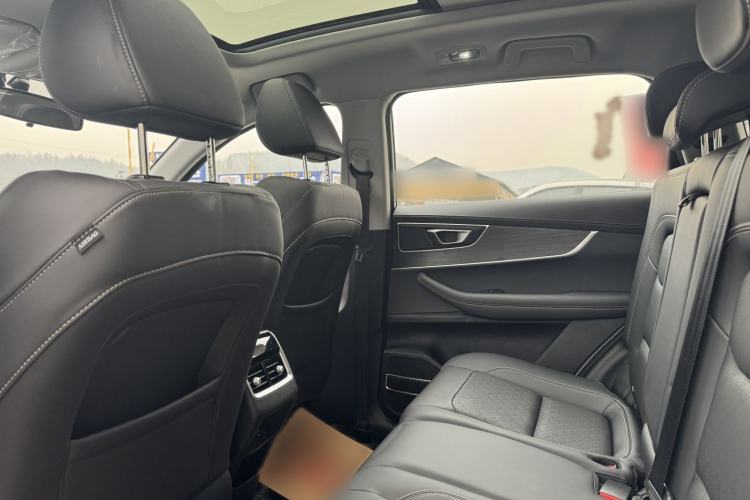 Used Chery Tiggo 8 2025 Excellence Edition 230 TCI Automatic Luxury Version 5 Seats Interior 3