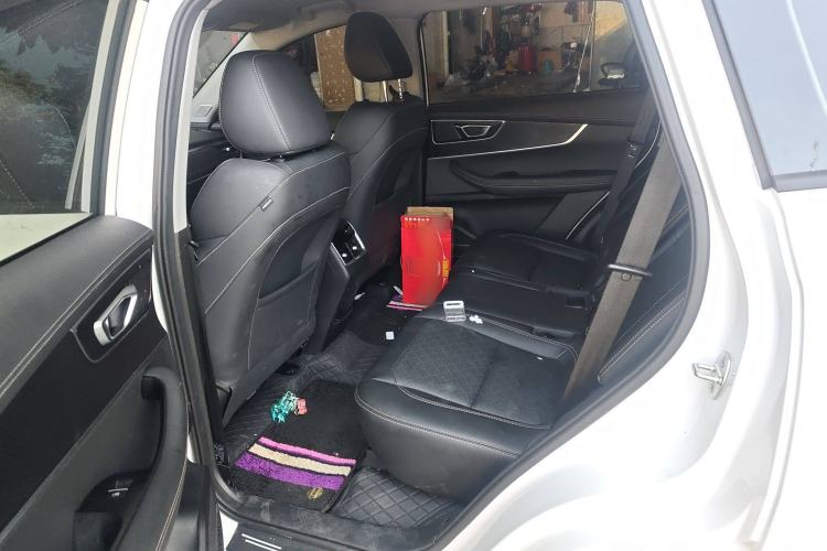 Used Chery Tiggo 8 2025 Excellence Version 230 TCI Automatic Luxury Edition 7 Seats Interior 4