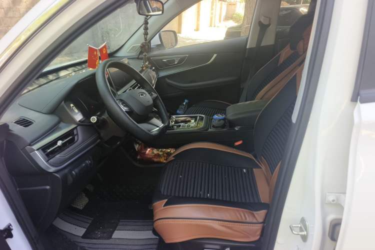 Used Chery Tiggo 8 2025 Excellence Edition 230 TCI Automatic Luxury Version 5 Seats Left Front Seat