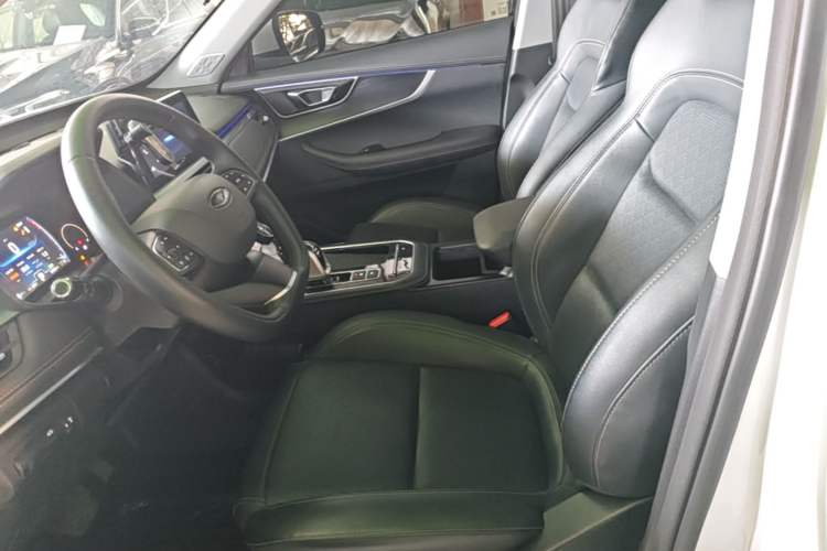 Used Chery Tiggo 8 2025 Excellence Version 230 TCI Automatic Luxury Edition 7 Seats Left Front Seat