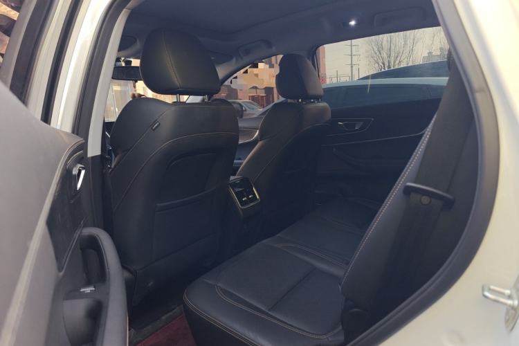 Used Chery Tiggo 8 2025 Excellence Edition 230 TCI Manual Comfort Version 7 Seats Left Rear Seat