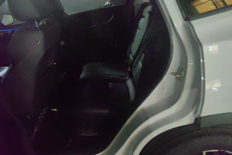 Used Chery Tiggo 8 2025 Excellence Edition 230 TCI Automatic Luxury Version 5 Seats Left Rear Seat