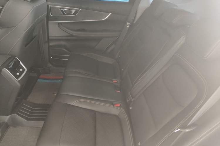 Used Chery Tiggo 8 2025 Excellence Version 230 TCI Manual Comfort Edition 5 Seats Left Rear Seat