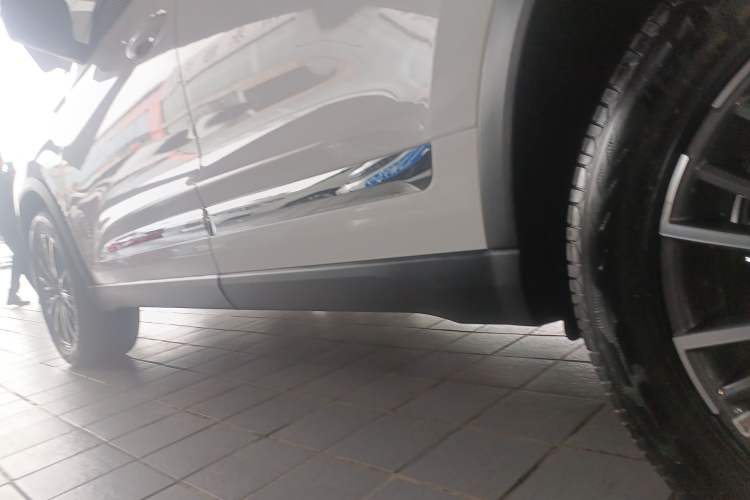 Used Chery Tiggo 8 2025 Excellence Edition 230 TCI Automatic Luxury Version 5 Seats Left Side Sill