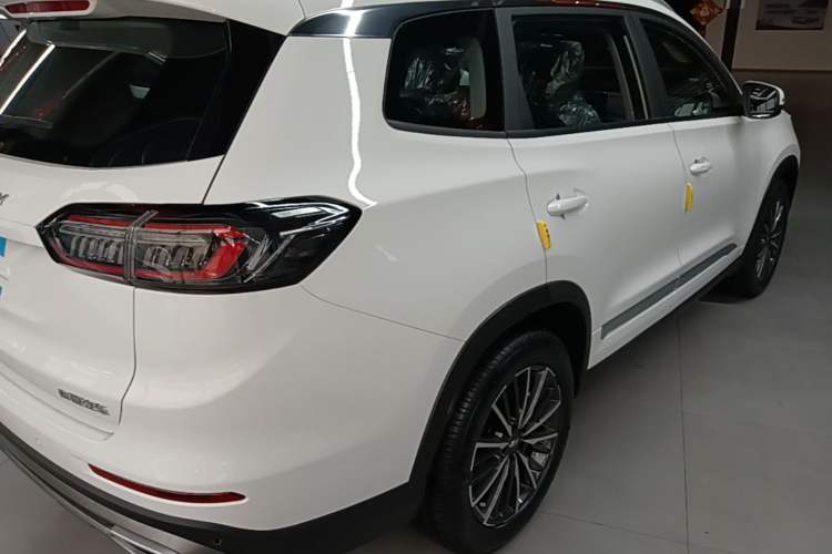 Used Chery Tiggo 8 2025 Excellence Edition 230 TCI Automatic Luxury Version 5 Seats Rear Right 45 Deg