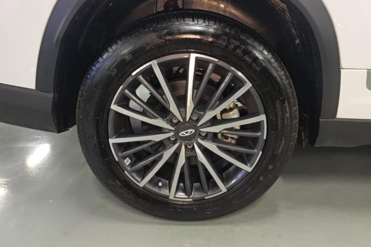 Used Chery Tiggo 8 2025 Excellence Version 230 TCI Automatic Luxury Edition 7 Seats Right Rear Wheel Hub