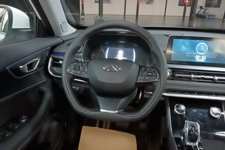 Used Chery Tiggo 8 2025 Excellence Edition 230 TCI Automatic Luxury Version 5 Seats Steering Wheel
