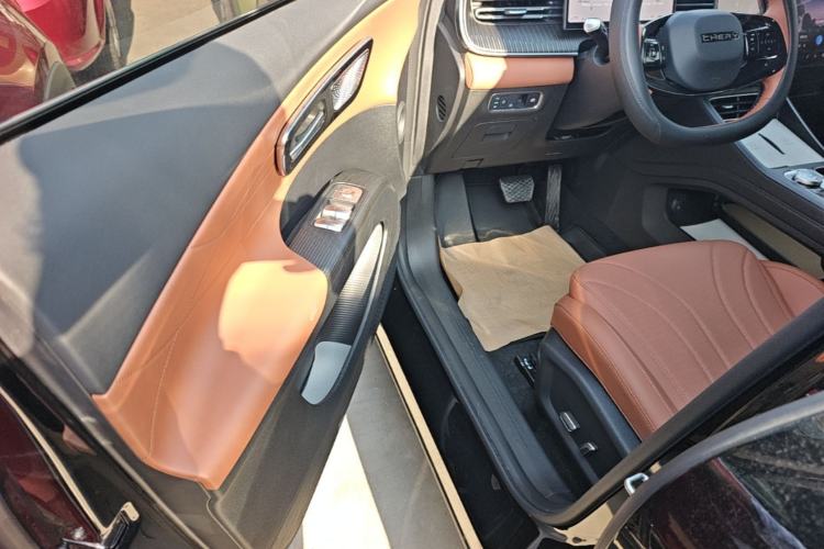 Used Chery Tiggo 8 2026 Model, 5th Generation Tiger Model, Kunpeng 1.6T Automatic Prestige Version Driver Seat