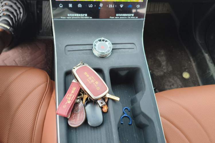 Used Chery Tiggo 8 2026 Model, 5th Generation Leopard Model, Kunpeng 1.6T Automatic Prestige Version Gear Lever