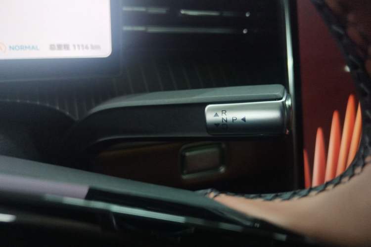 Used Chery Tiggo 8 2026 Model, 5th Generation Leopard Model, Kunpeng 1.6T Automatic Prestige Version Gear Lever