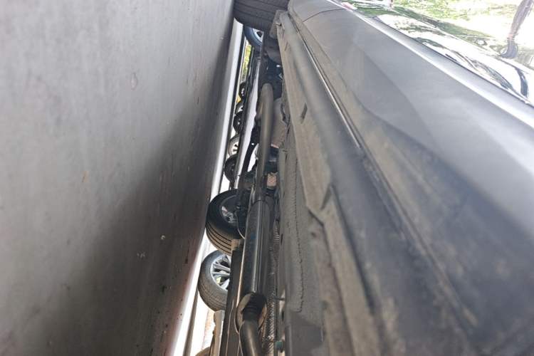 Used Chery Tiggo 8 2026 Model, 5th Generation Tiger Model, Kunpeng 1.6T Automatic Prestige Version Right Side Sill