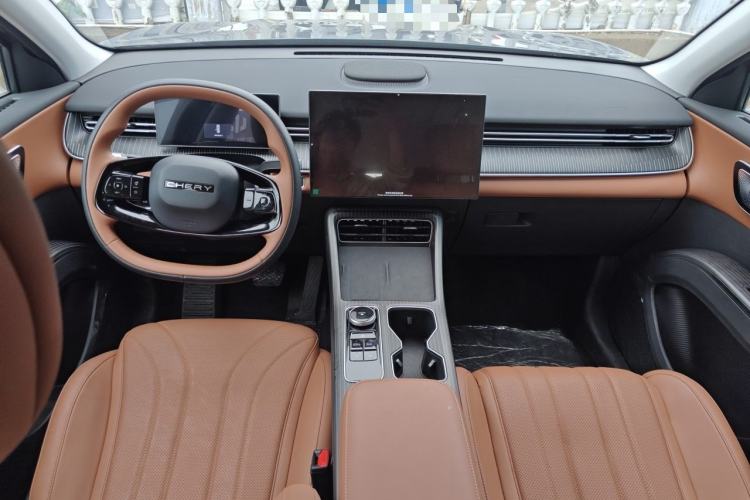 Used Chery Tiggo 8 2026 Model, 5th Generation Tiger Model, Kunpeng 1.6T Automatic Flagship Version Center Console