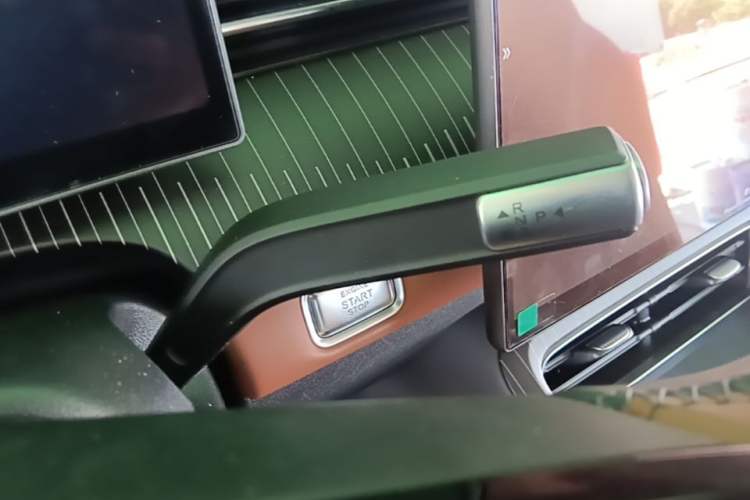 Used Chery Tiggo 8 2026 Model, 5th Generation Tiger Model, Kunpeng 1.6T Automatic Flagship Version Gear Lever