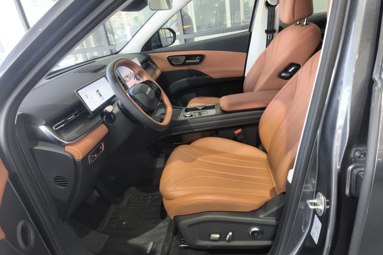 Used Chery Tiggo 8 2026 Model, 5th Generation Tiger Model, Kunpeng 1.6T Automatic Flagship Version Left Front Seat