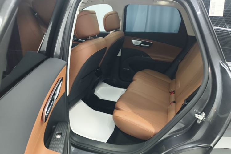 Used Chery Tiggo 8 2026 Model, 5th Generation Tiger Model, Kunpeng 1.6T Automatic Flagship Version Left Rear Seat