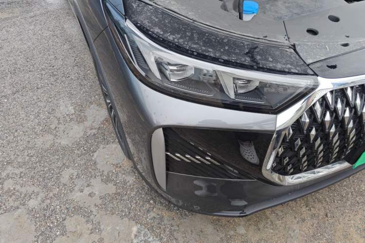 Used Chery Tiggo 8 2026 Model, 5th Generation Tiger Model, Kunpeng 1.6T Automatic Flagship Version Right Front Headlight