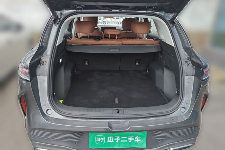 Used Chery Tiggo 8 2026 Model, 5th Generation Tiger Model, Kunpeng 1.6T Automatic Flagship Version Trunk