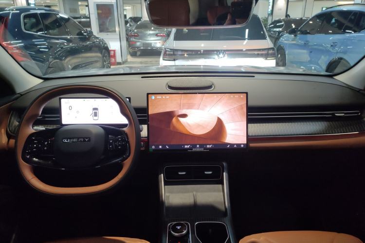 Used Chery Tiggo 8 2026 Model, 5th Generation Tiger Model, Kunpeng 1.6T Automatic Prestige Version Center Console