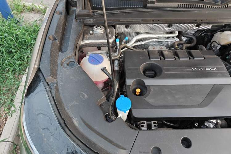 Used Chery Tiggo 8 2026 Model, 5th Generation Tiger Model, Kunpeng 1.6T Automatic Prestige Version Engine Bay Right