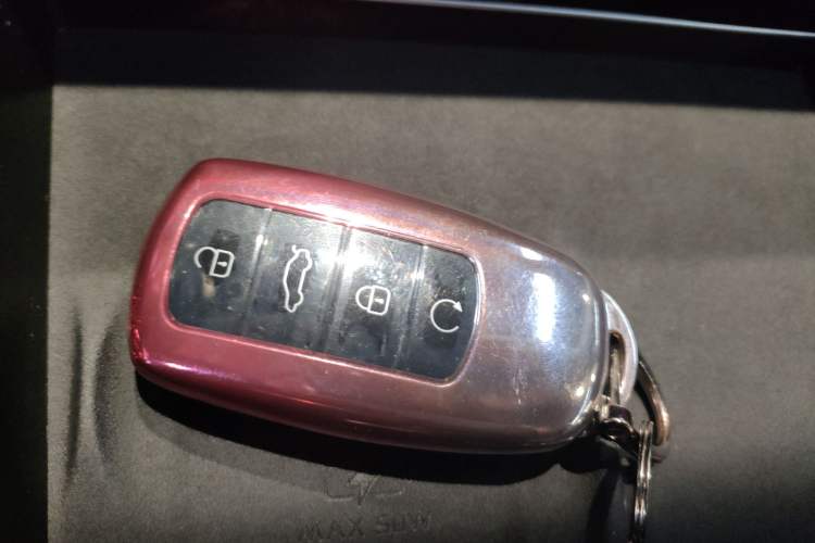 Used Chery Tiggo 8 2026 Model, 5th Generation Tiger Model, Kunpeng 1.6T Automatic Prestige Version Interior 1