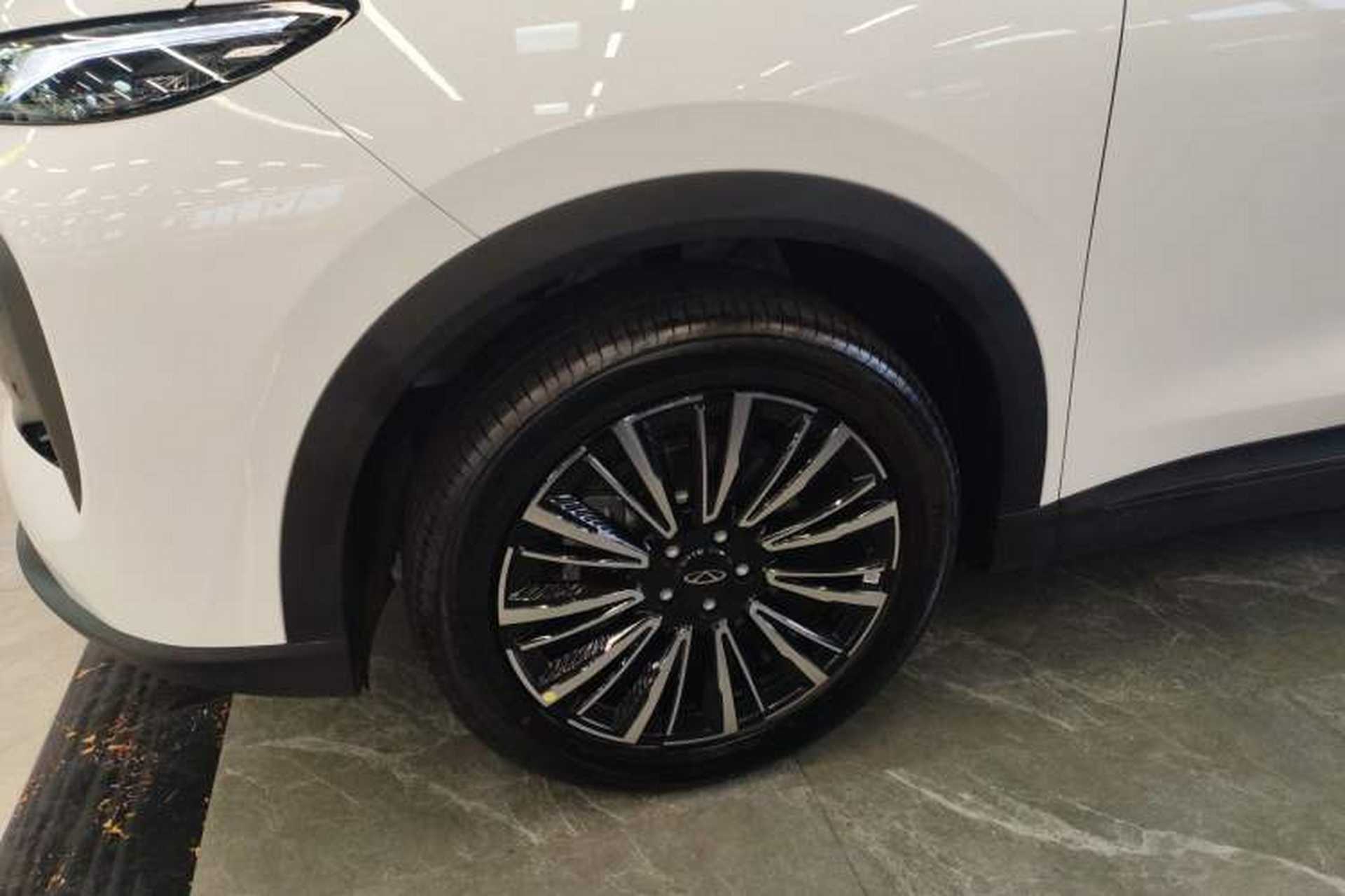 Used Chery Tiggo 8 2026 Model, 5th Generation Leopard Model, Kunpeng 1.6T Automatic Prestige Version Left Front Wheel Hub