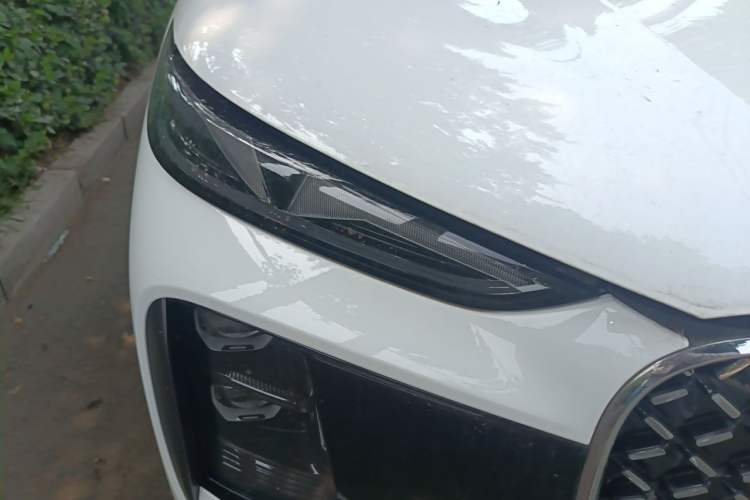 Used Chery Tiggo 8 2026 Model, 5th Generation Leopard Model, Kunpeng 1.6T Automatic Prestige Version Right Front Headlight