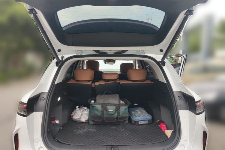 Used Chery Tiggo 8 2026 Model, 5th Generation Tiger Model, Kunpeng 1.6T Automatic Prestige Version Trunk
