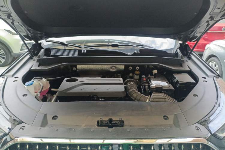 Used Chery Tiggo 8 L 2024 2.0T Two-Wheel Drive Luxury Edition 5 Seats Engine Bay