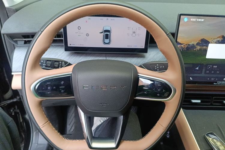 Used Chery Tiggo 8 L 2024 2.0T Two-Wheel Drive Luxury Edition 5 Seats Steering Wheel