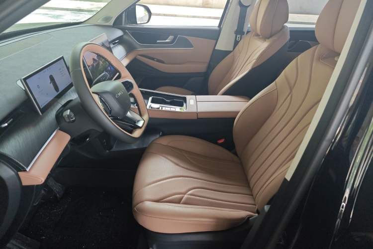 Used Chery Tiggo 8 L 2024 2.0T Two-Wheel Drive Comfort Edition 5 Seats Left Front Seat