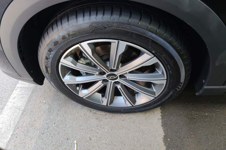 Used Chery Tiggo 8 L 2024 2.0T Two-Wheel Drive Comfort Edition 5 Seats Left Front Wheel Hub