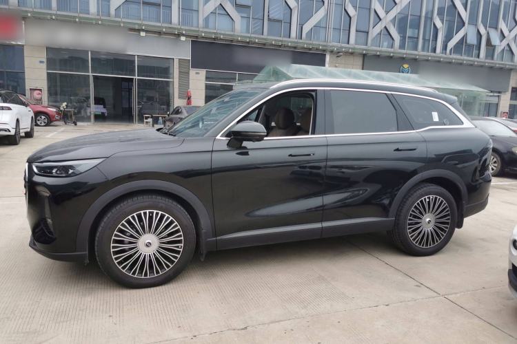 Used Chery Tiggo 8 L 2024 2.0T Two-Wheel Drive Luxury Edition 5 Seats Left Side